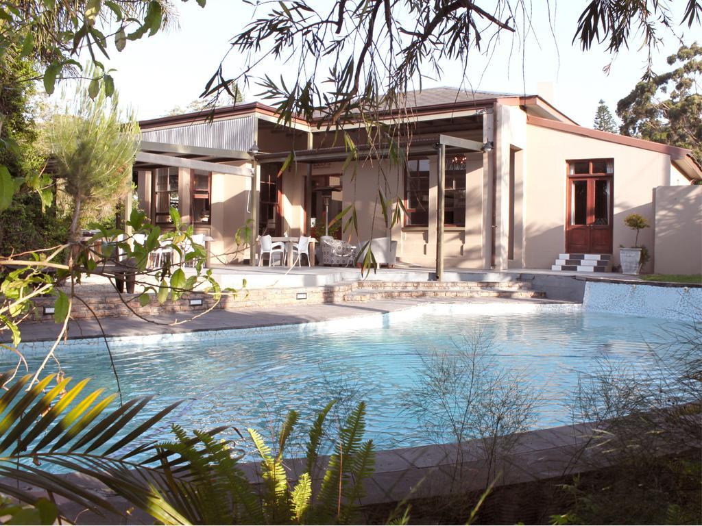 Ibhayi Guest Lodge - Lion Roars Hotels & Lodges. พอร์ตเอลิซาเบธ ภายนอก รูปภาพ
