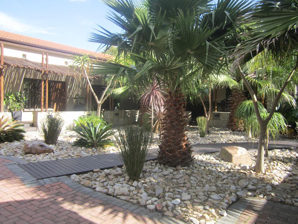 Ibhayi Guest Lodge - Lion Roars Hotels & Lodges. พอร์ตเอลิซาเบธ ภายนอก รูปภาพ