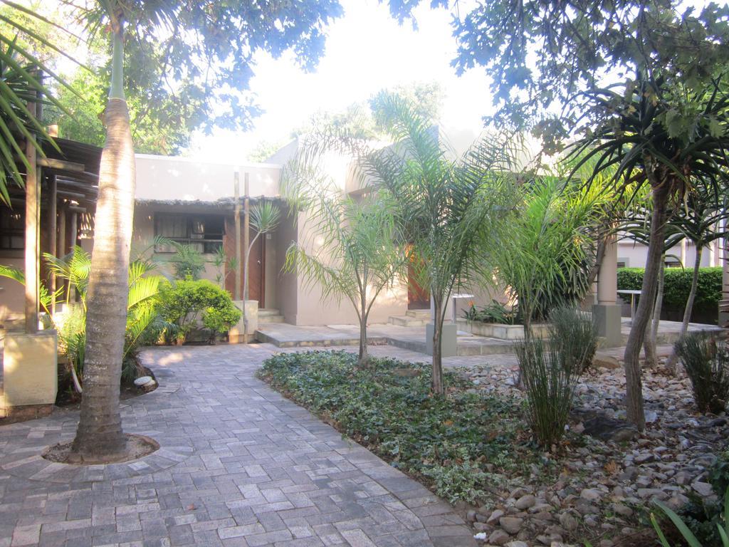 Ibhayi Guest Lodge - Lion Roars Hotels & Lodges. พอร์ตเอลิซาเบธ ภายนอก รูปภาพ